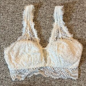 Aerie Eyelash Lace Padded Plunge Bralette S DD